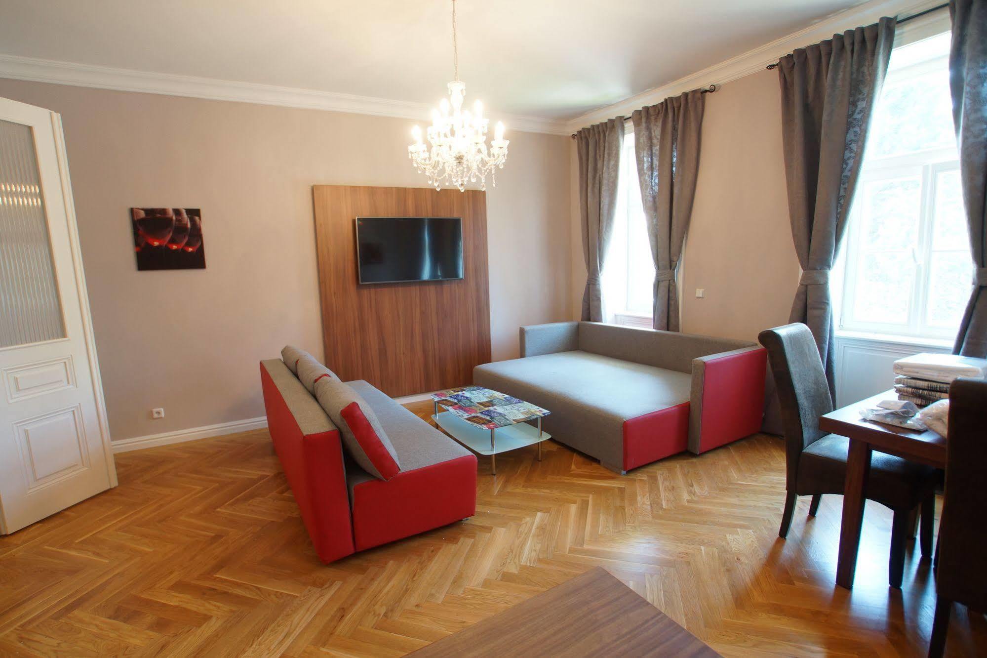Imperial Apartments Schoenbrunn - Contactless Check-In Vídeň Exteriér fotografie